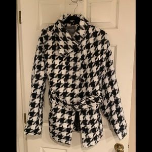 Black and White Houndstooth Belted Jacket